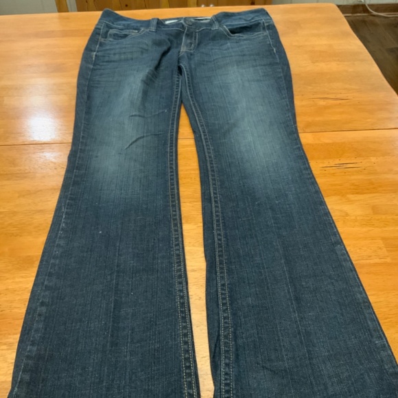 Charlotte Russe low rise size 10 jens - Picture 3 of 4